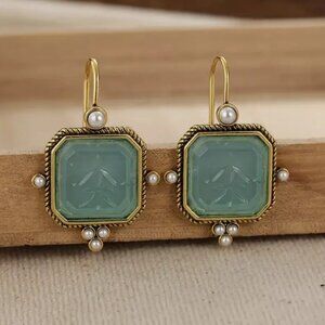 Victorian Edwardian Intaglio French back earrings